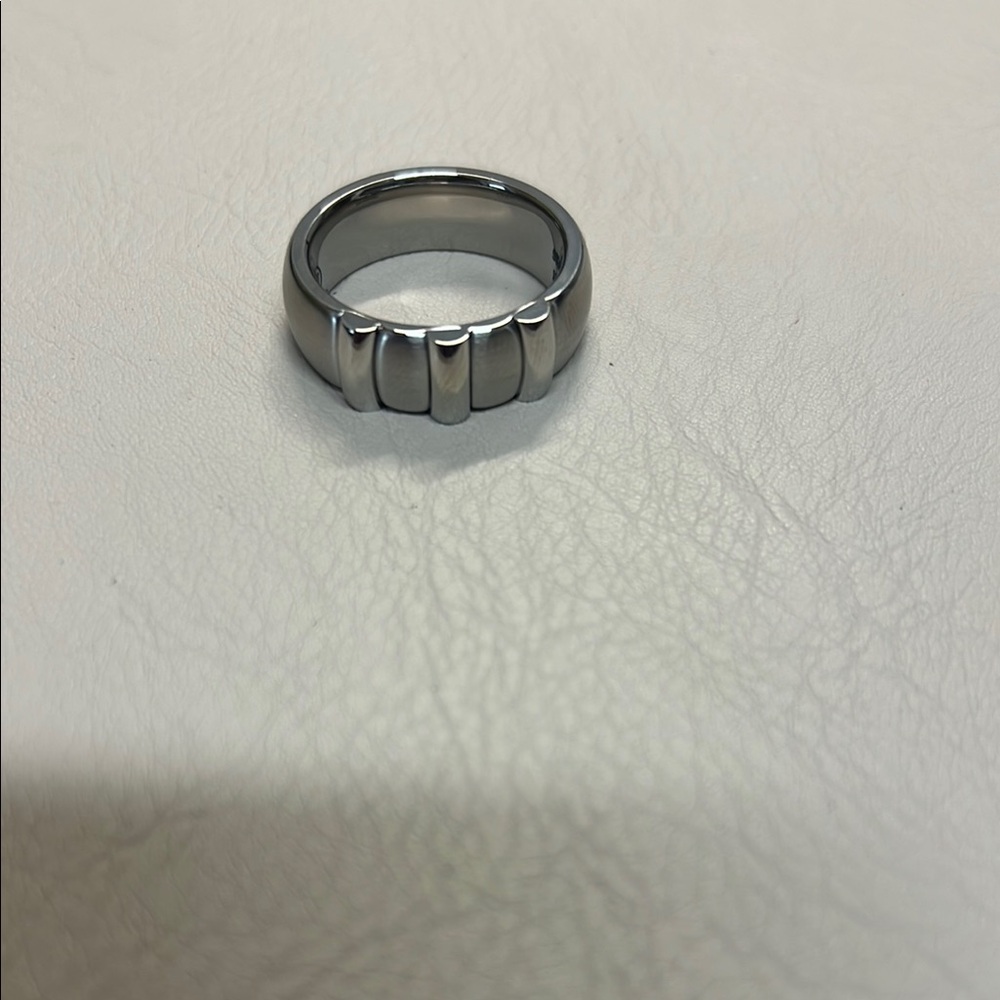 Silver Geometric Jewelry Ring with Matte Finish